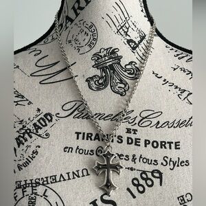 Silver Tone Gothic Cross Pendant Necklace Black Enamel Rhinestone Chain Y2K Alt